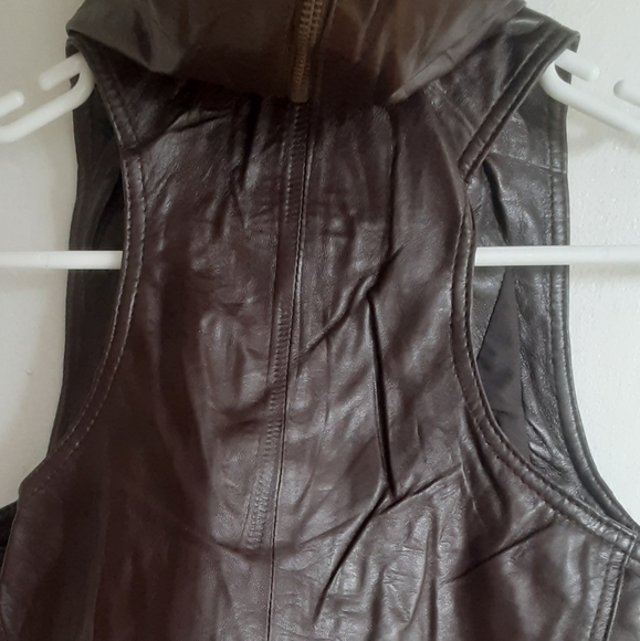 WALTER BAKER  Hooded Vest - Picture 7 of 9